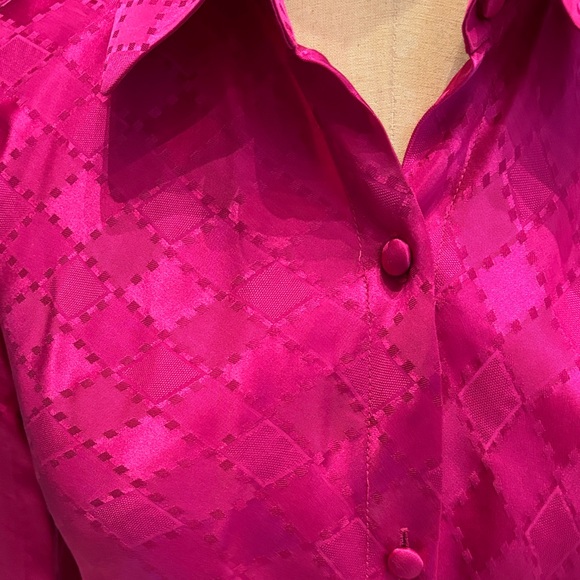 Elegant Pink silk Women's blouse with Seperate belt - Picture 2 of 8
